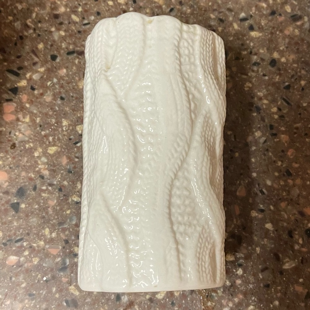 White ceramic Tealight holder sweater texture 5 inches tall good condition